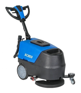 Fregadora hombre a pie, 1700m2/h,  batería 24V (copia)