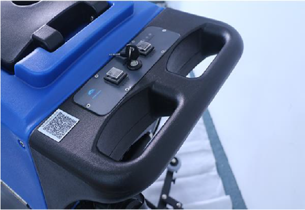 Fregadora hombre a pie, 1750m2/h, batería 24V - Imagen 2